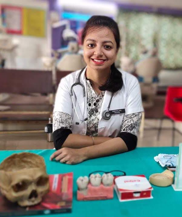 Dr. Rishita Jha - Top Dental Surgeon